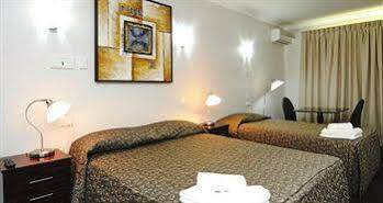 Hotel Comfort Parklands